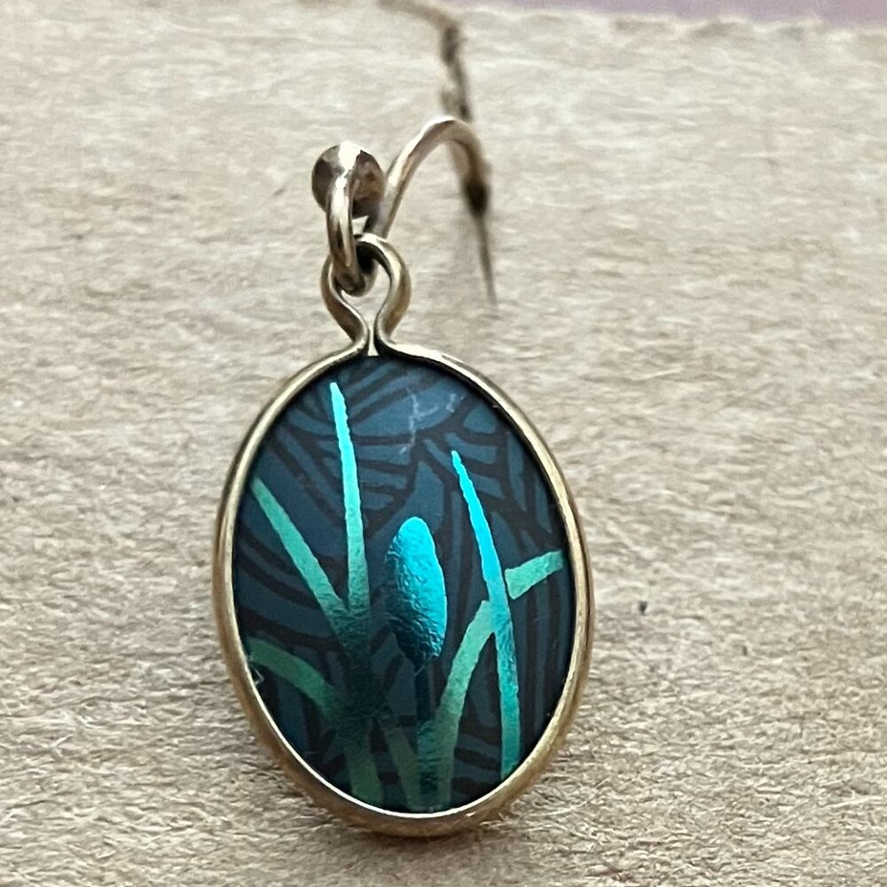 Single Holly Yashi Earring